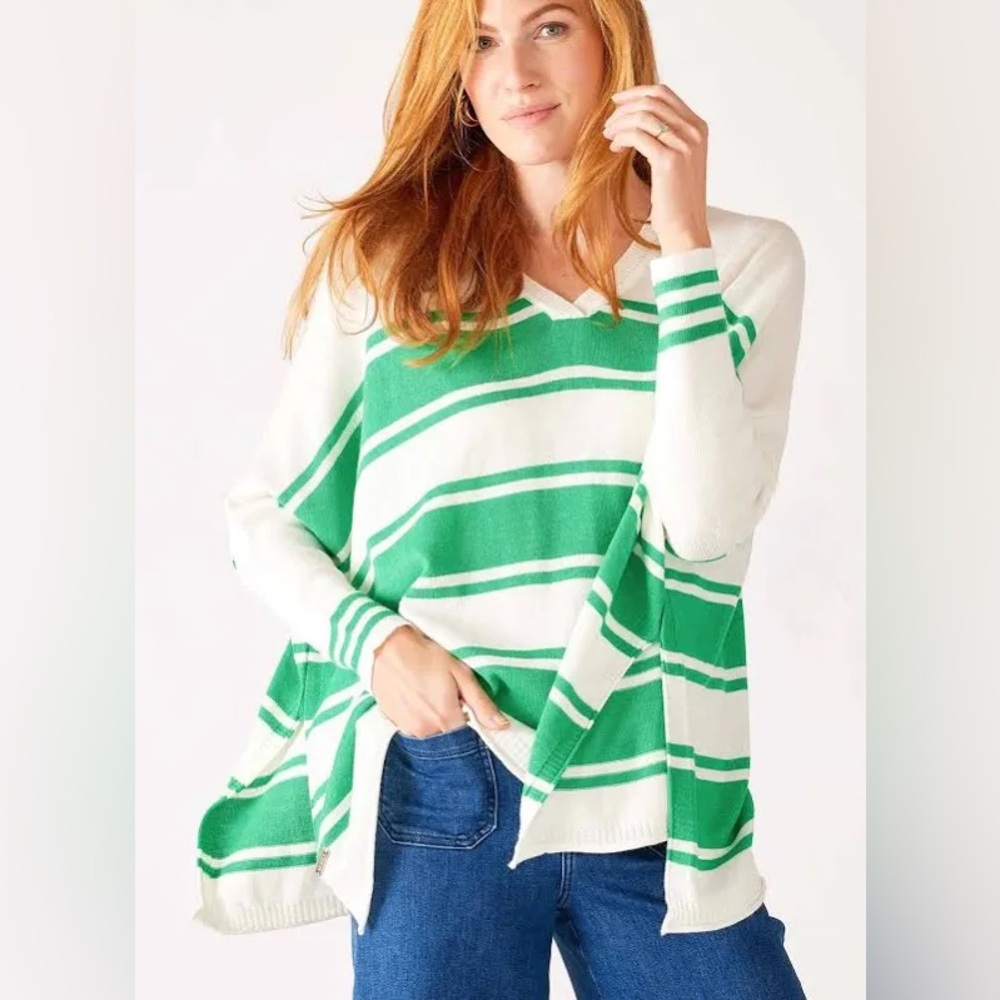 Mersea White Green Stripe V Neck 3/4 Sleeve Women's Sweater Size OS Oversized
